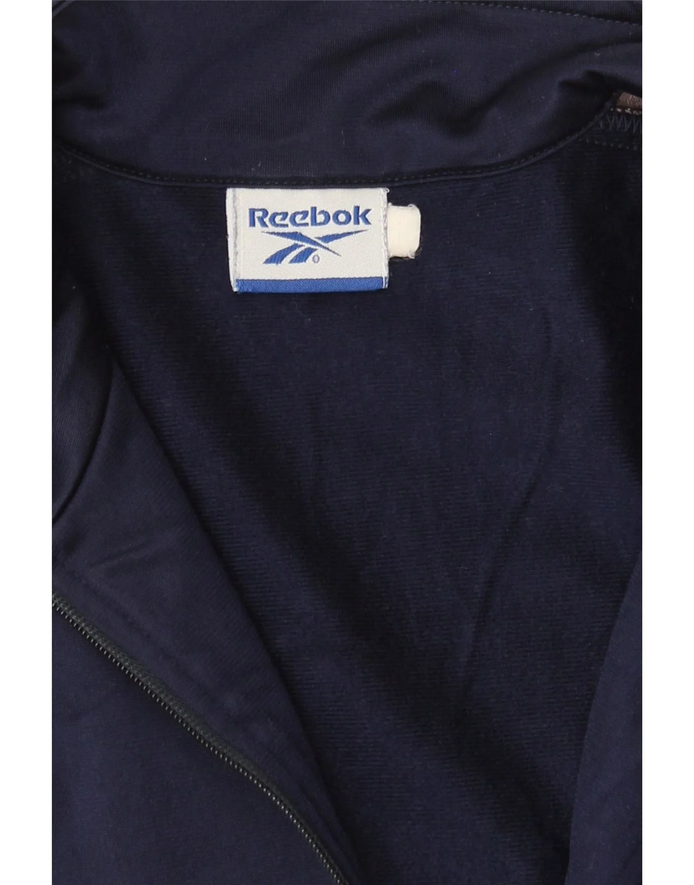 Chaqueta deportiva REEBOK con estampado gráfico para hombre, color azul marino medio y bloques de color - Imagen 6